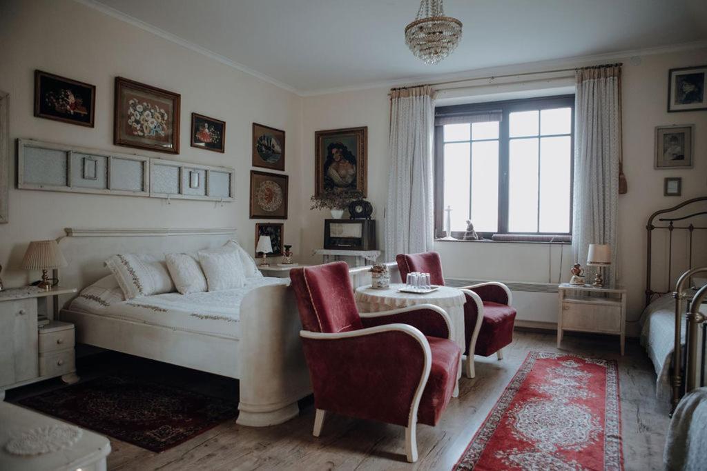 Racz Birtok Lajosmizse Apartment ภายนอก รูปภาพ